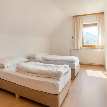 Apartment Jukbichl 2 *