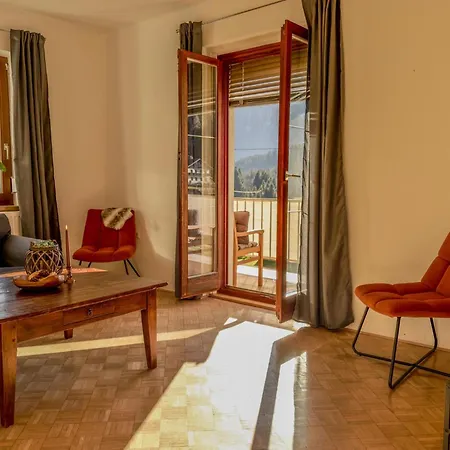 Jukbichl 2 Apartament *